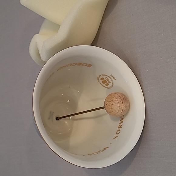 Bing & Grondahl Borgund Stave Church Norway 1979 Porcelain Bell - Picture 7 of 8